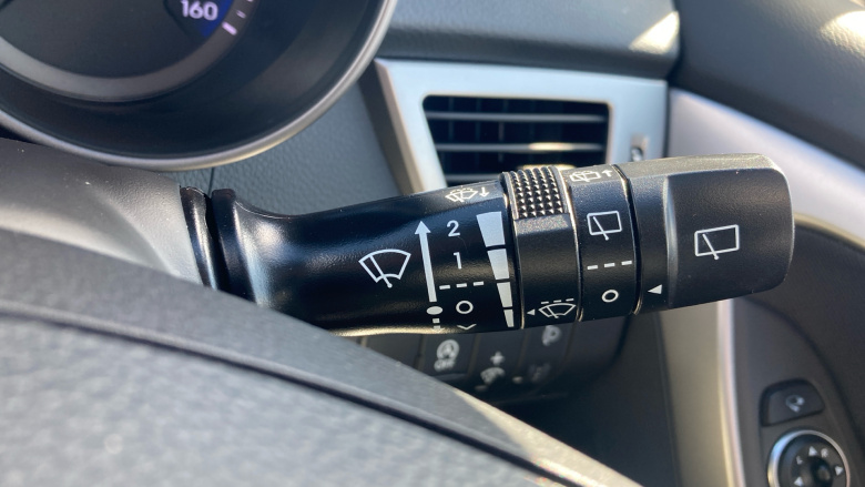 Hyundai i30 1.4 Blue Drive SE Nav 5dr Petrol Hatchback